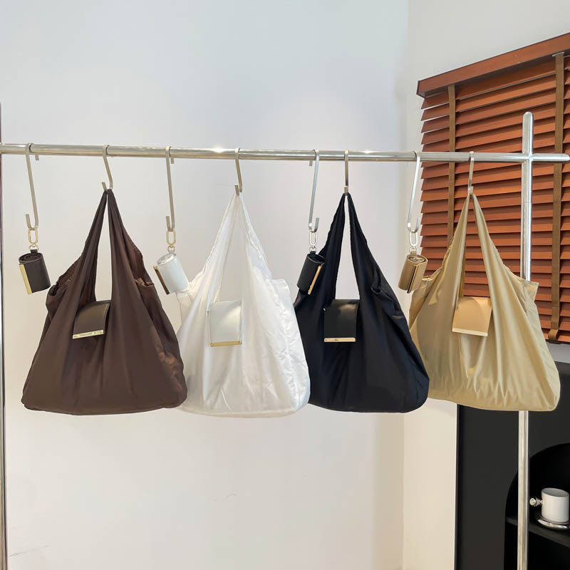 Foldable tote bags in coffee brown, white, black and khaki